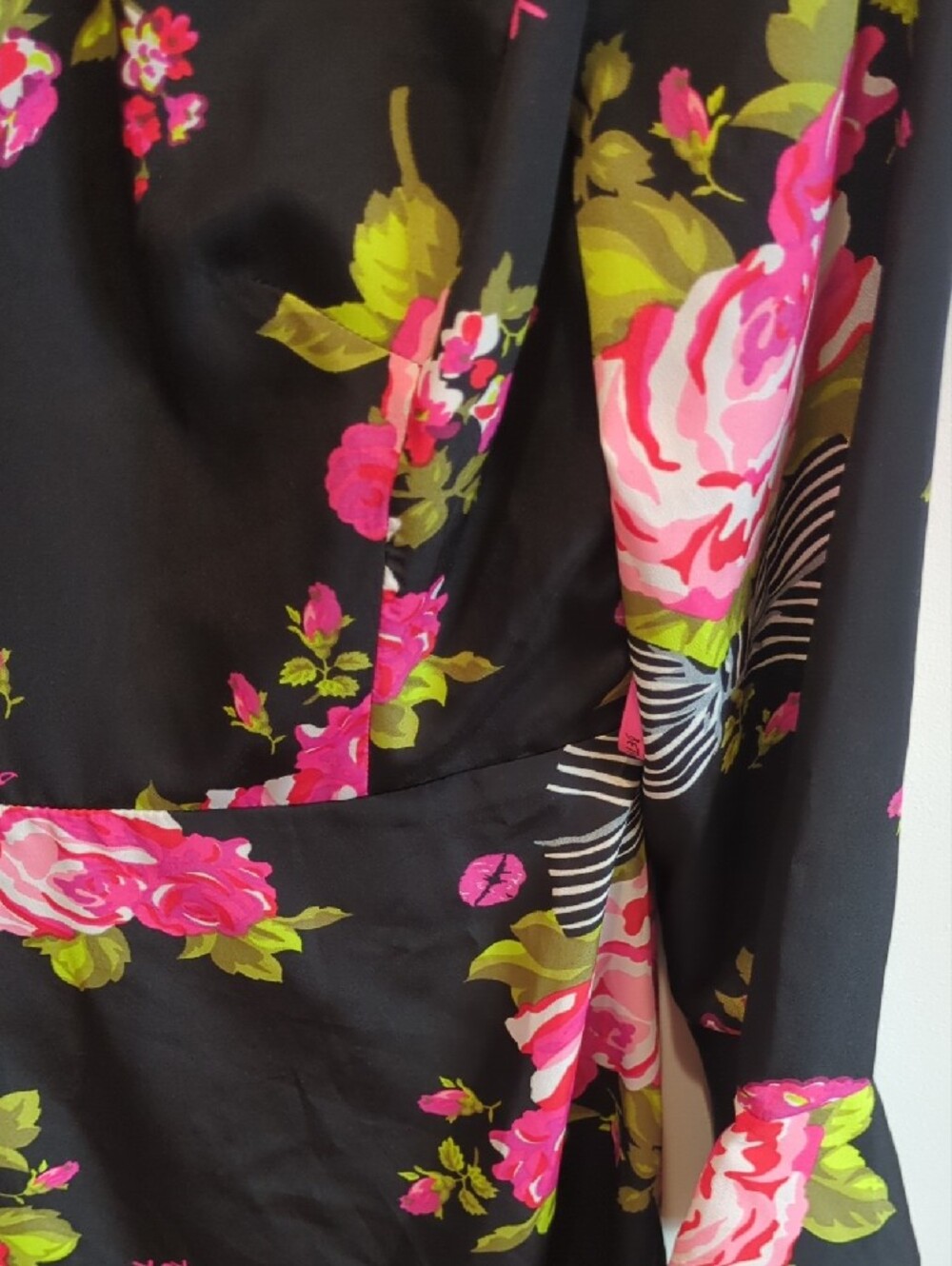 Vintage Y2K Whimsigoth Romantic Betsey Johnson Black Hot Pink Floral Bow Dress 8 - Picture 5 of 11